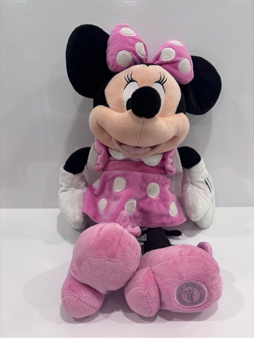 Disney store genuine authentic Minnie Mouse plush 16” polka dot stuffed animal